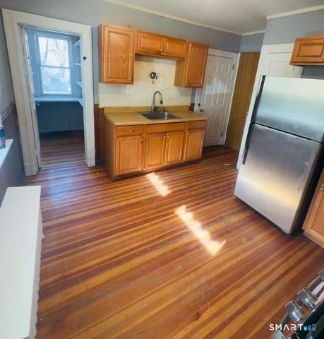 165 Newington Avenue, Hartford, CT 06106