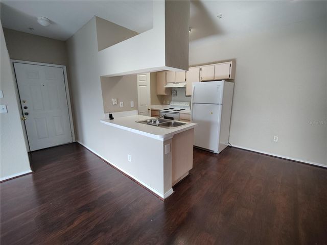 13215 SANCTUARY COVE DRIVE 301, Temple Terrace, FL 33637