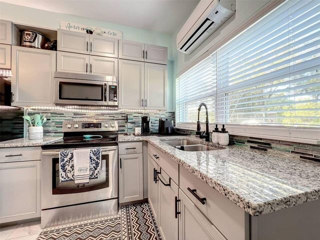 1245 CATALPA LANE, Orlando, FL 32806