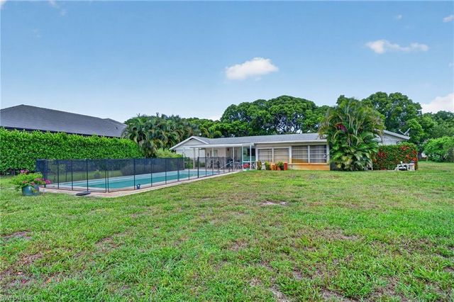 1608 Crayton RD, Naples, FL 34102