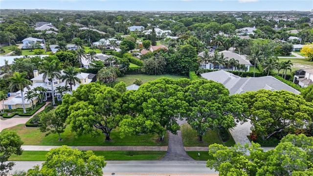 1608 Crayton RD, Naples, FL 34102