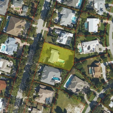 1608 Crayton RD, Naples, FL 34102