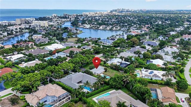 1608 Crayton RD, Naples, FL 34102