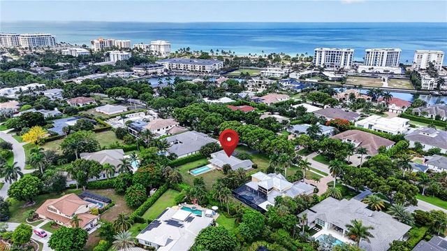 1608 Crayton RD, Naples, FL 34102