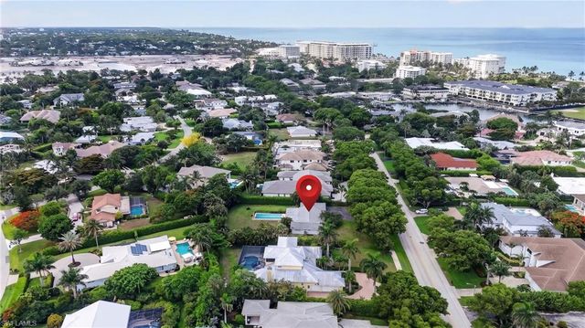 1608 Crayton RD, Naples, FL 34102