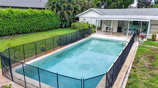 1608 Crayton RD, Naples, FL 34102