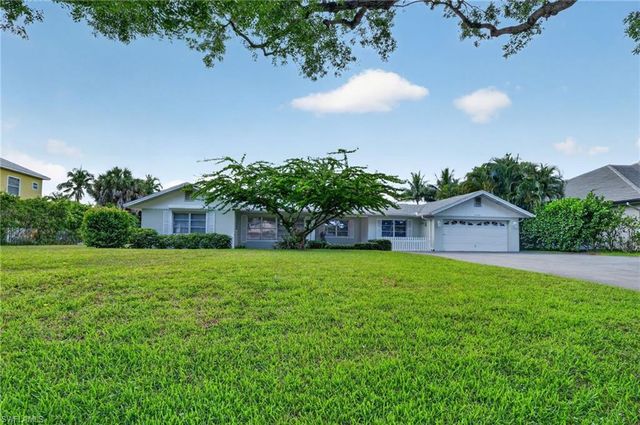 1608 Crayton RD, Naples, FL 34102