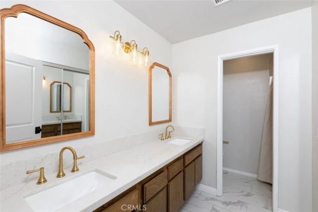 740 E Deerfield, Ontario, CA 91761
