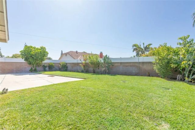 740 E Deerfield, Ontario, CA 91761