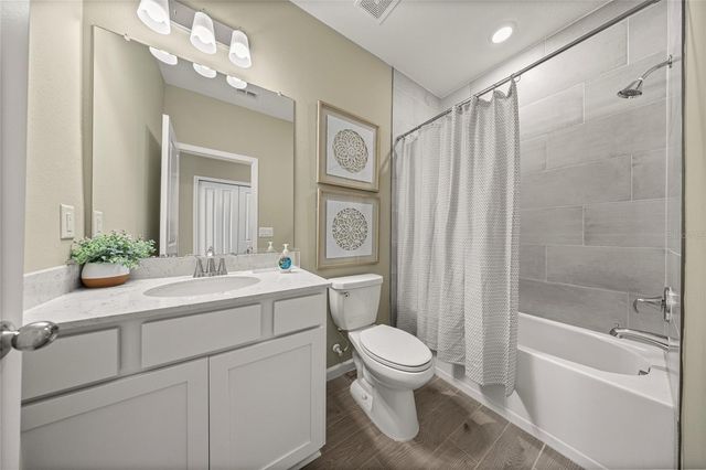 14204 NW CONVERGENCE BOULEVARD, Alachua, FL 32615