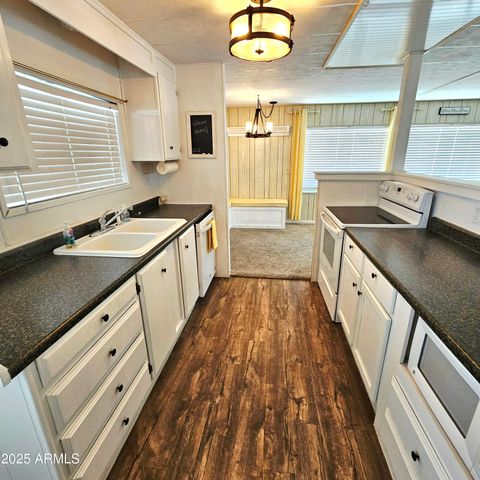 5512 E ARBOR Avenue, Mesa, AZ 85206