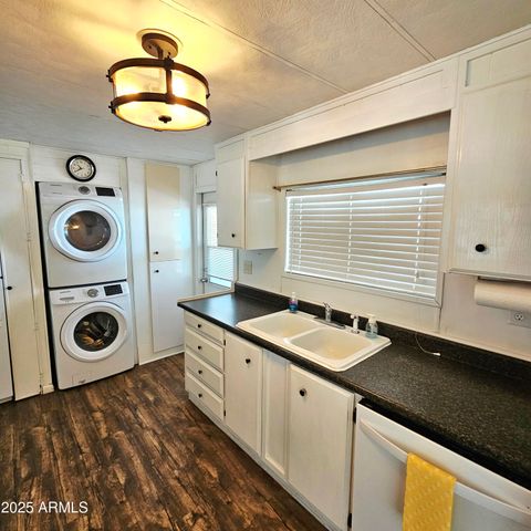 5512 E ARBOR Avenue, Mesa, AZ 85206