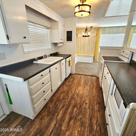 5512 E ARBOR Avenue, Mesa, AZ 85206