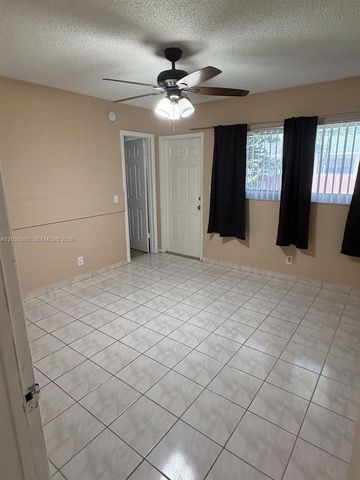 812 NE 2nd St 1-2, Hallandale Beach, FL 33009