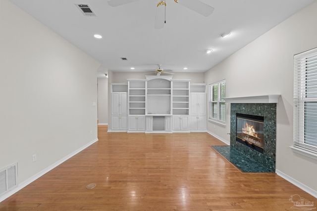 3341 Berkshire Ct, Pensacola, FL 32504