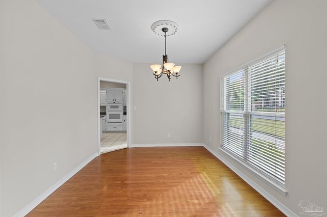 3341 Berkshire Ct, Pensacola, FL 32504