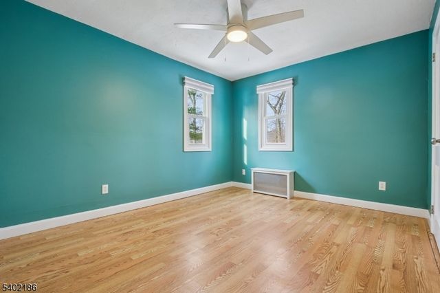 4 Cabot Ln, Kinnelon Boro, NJ 07405