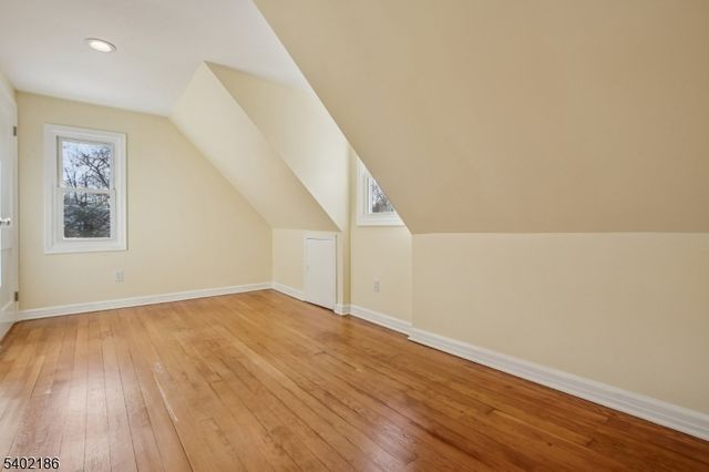 4 Cabot Ln, Kinnelon Boro, NJ 07405