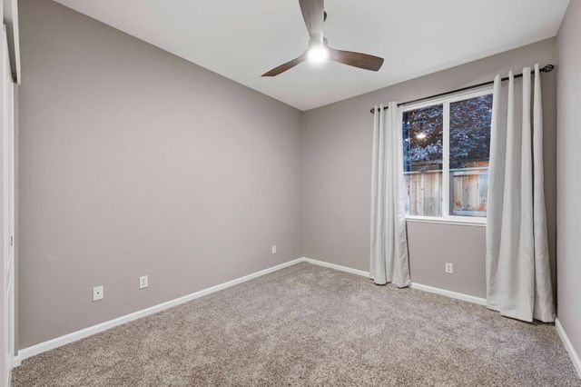 1528 Hammond Ct, Folsom, CA 95630