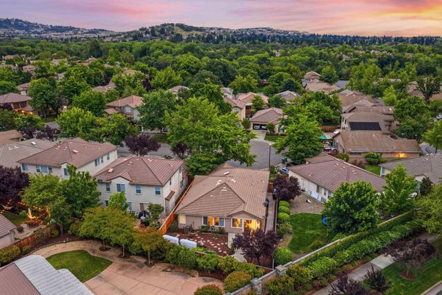 1528 Hammond Ct, Folsom, CA 95630