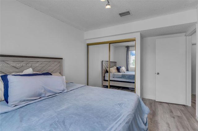 979 NW 126th Path, Miami, FL 33182
