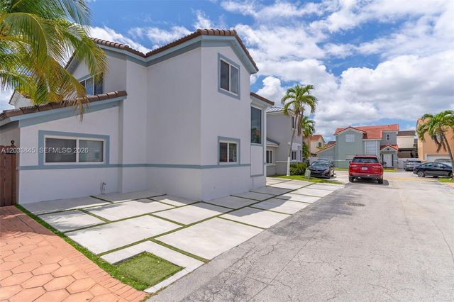979 NW 126th Path, Miami, FL 33182