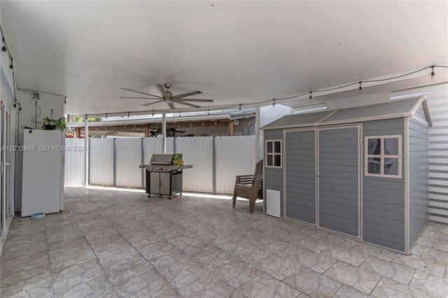 979 NW 126th Path, Miami, FL 33182