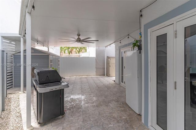 979 NW 126th Path, Miami, FL 33182