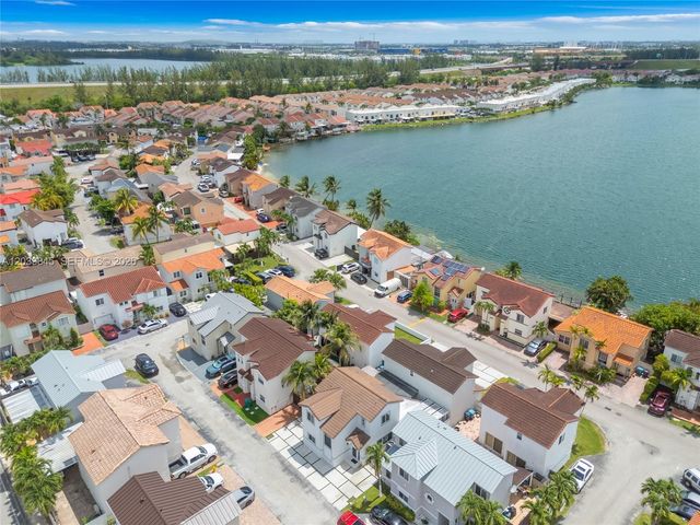 979 NW 126th Path, Miami, FL 33182
