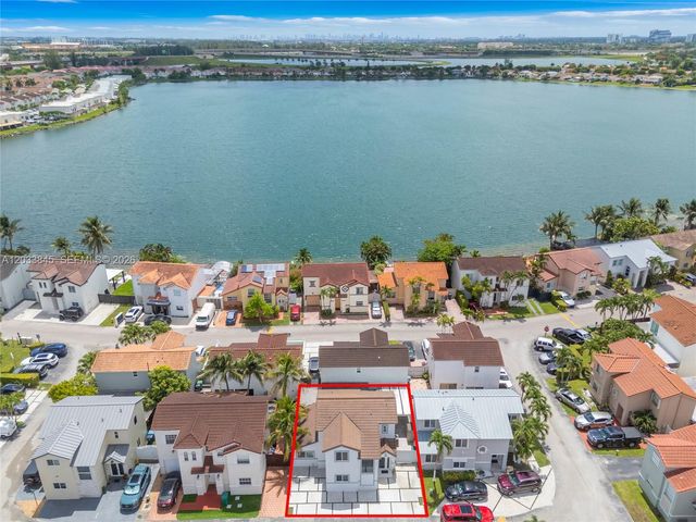 979 NW 126th Path, Miami, FL 33182