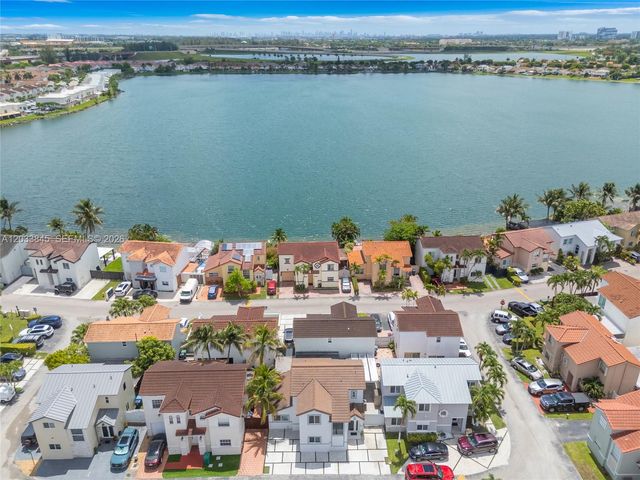 979 NW 126th Path, Miami, FL 33182