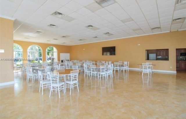 979 NW 126th Path, Miami, FL 33182