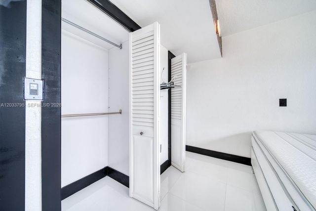 300 Oregon St 507, Hollywood, FL 33019