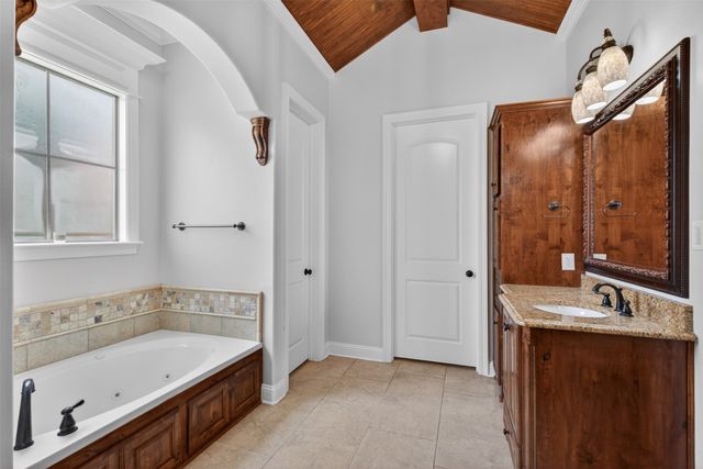 9573 Rochel Drive, Shreveport, LA 71115