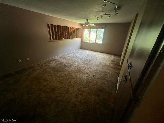 32555 Schooner Court, Avon Lake, OH 44012