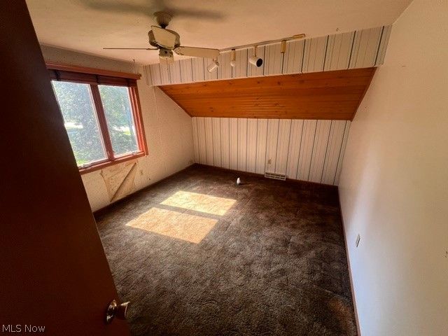 32555 Schooner Court, Avon Lake, OH 44012