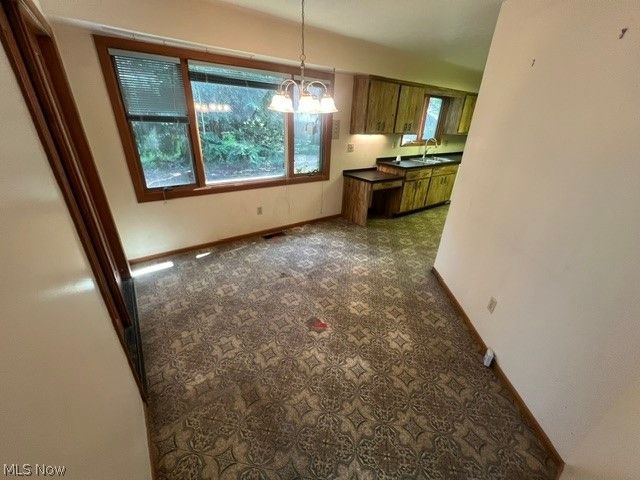 32555 Schooner Court, Avon Lake, OH 44012
