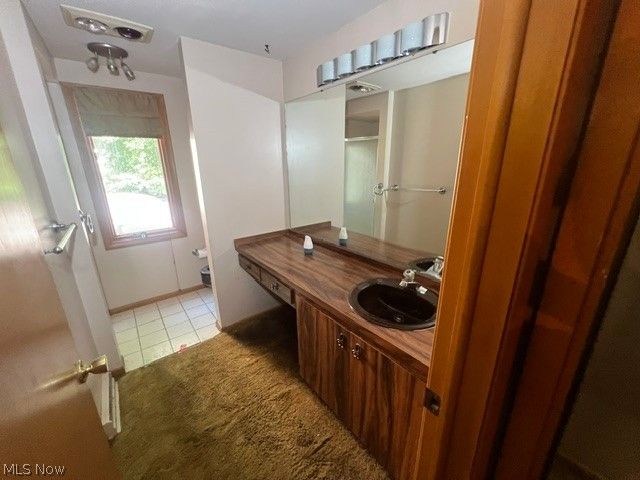 32555 Schooner Court, Avon Lake, OH 44012
