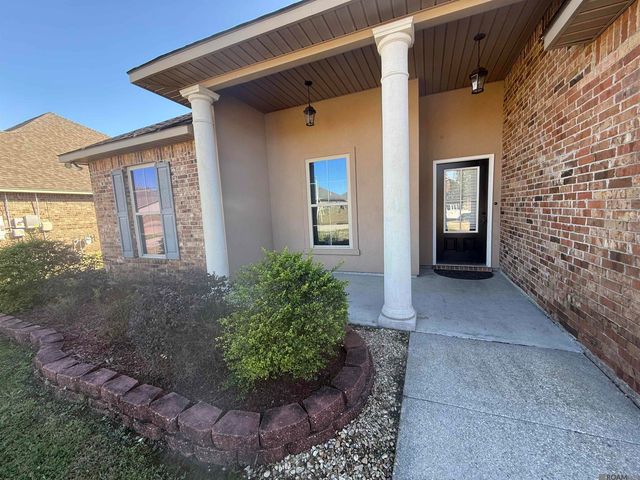 9150 Millikens Bend, Denham Springs, LA 70726