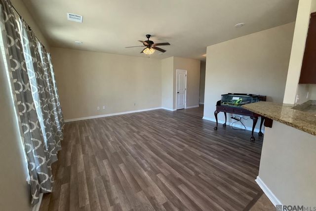 9150 Millikens Bend, Denham Springs, LA 70726