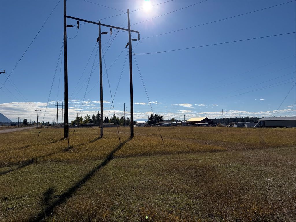 900 Berne Road, Columbia Falls, MT 59912 photo 3