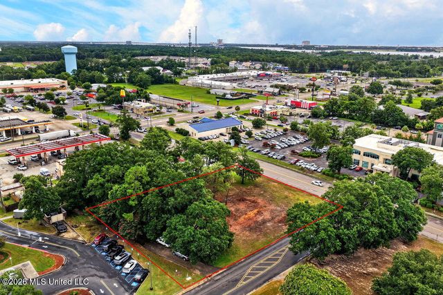 Medical Park Drive, Biloxi, MS 39532