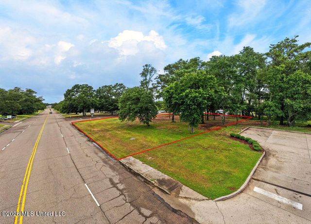 Medical Park Drive, Biloxi, MS 39532