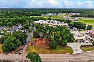 Medical Park Drive, Biloxi, MS 39532