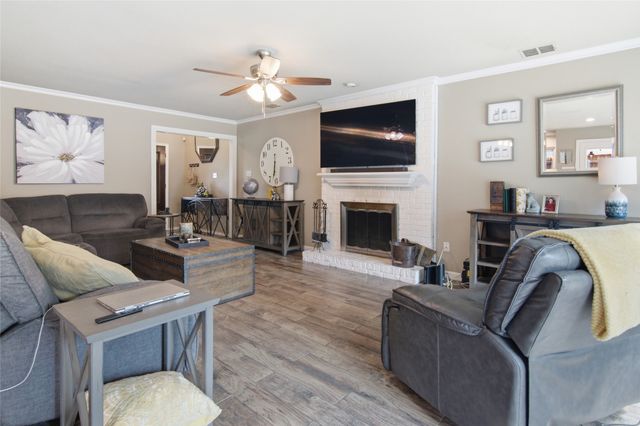 4151 Woodside Knoll, Grapevine, TX 76051