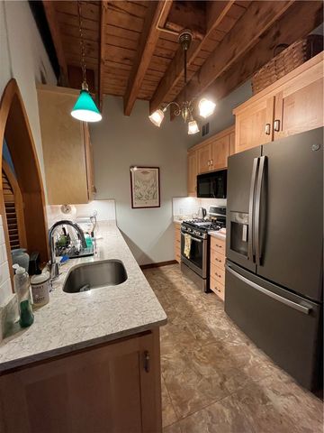 45 Ayrault Street C3, Newport, RI 02840