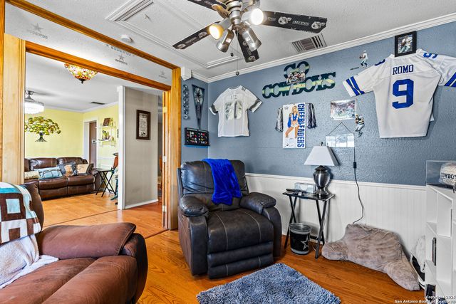 425 OLD PLEASANTON RD, San Antonio, TX 78264