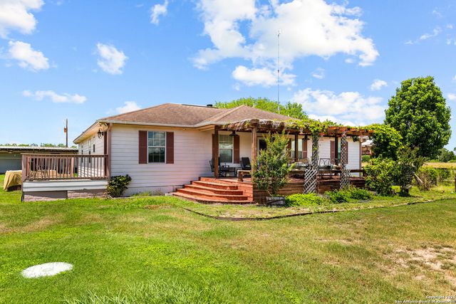 425 OLD PLEASANTON RD, San Antonio, TX 78264