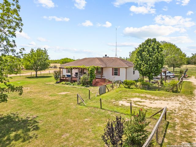425 OLD PLEASANTON RD, San Antonio, TX 78264