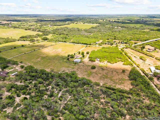 425 OLD PLEASANTON RD, San Antonio, TX 78264